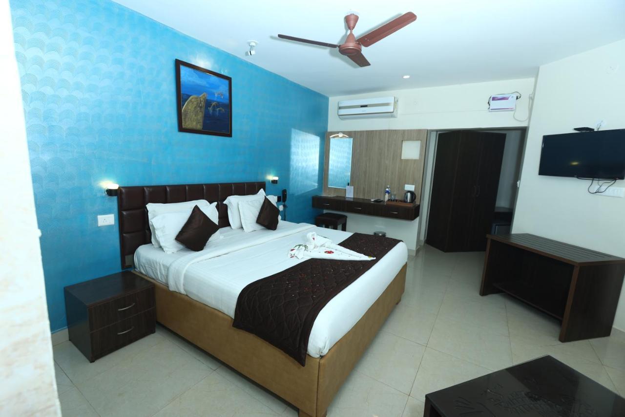 Lamel Cove Beach Resort Pondicherry Exterior photo